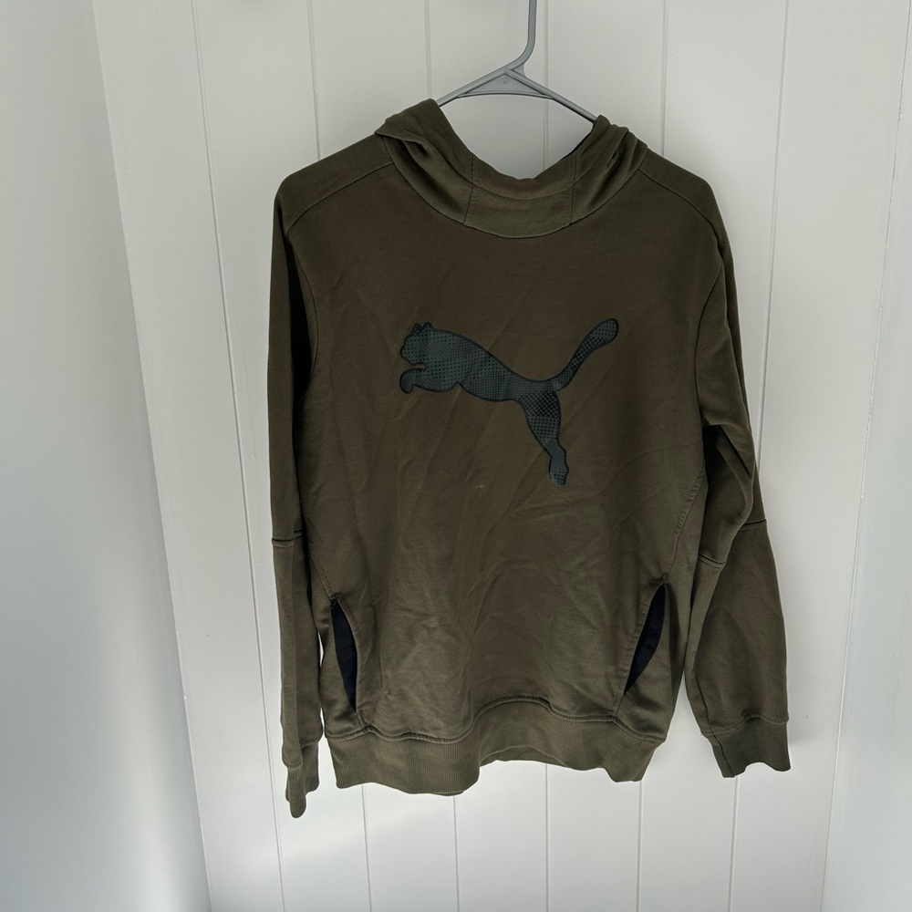Puma sweater